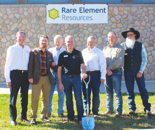 State and community leaders joined Senator Barrasso, Neal Blue and Brent Berg with the ceremonial groundbreaking shovel